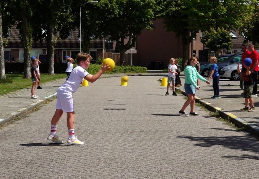 Activiteit stoepranden spel